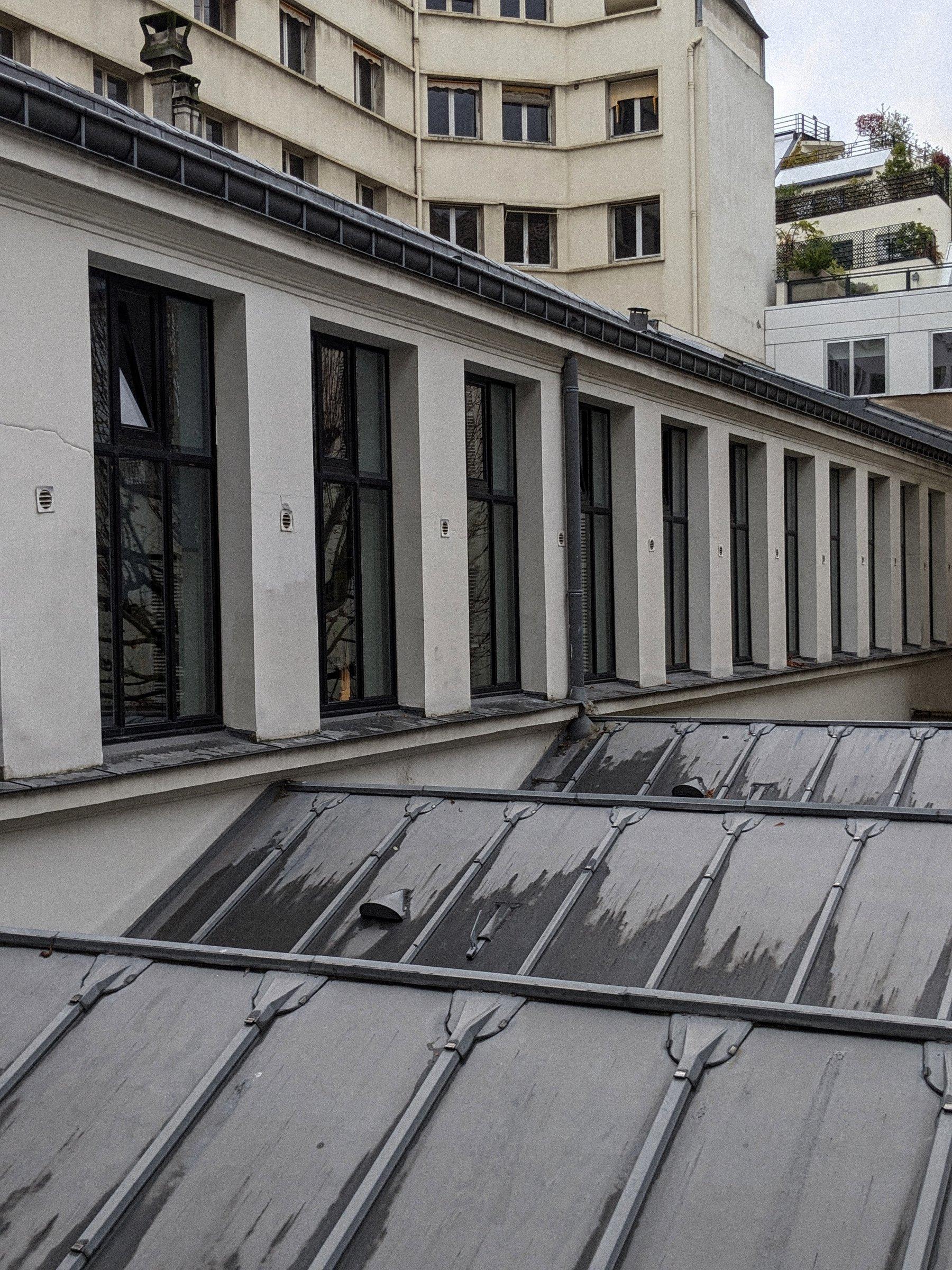 Réseau d'eaux pluviales en zinc naturel révisé