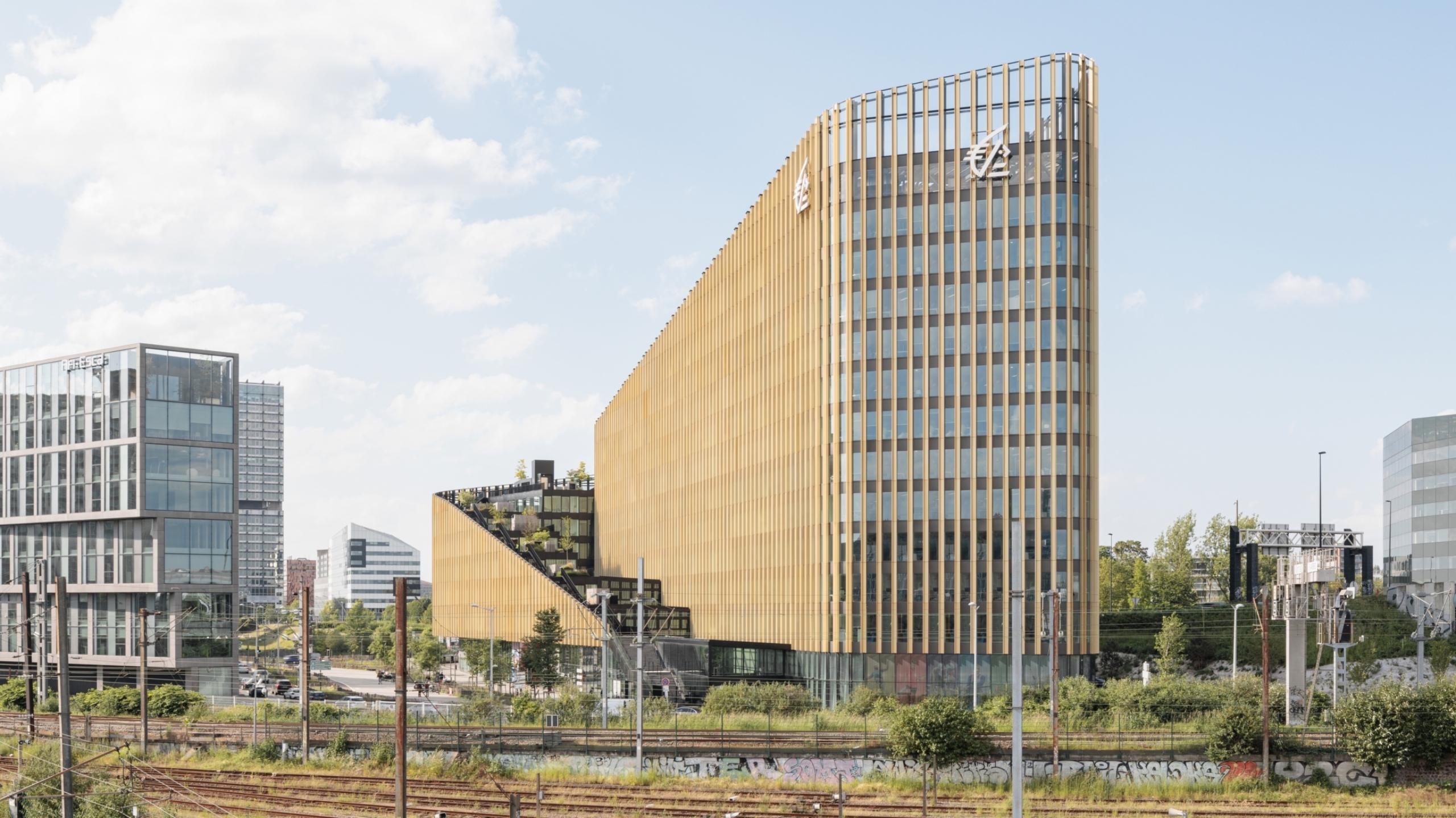 Immeuble mixte Shake à Euralille, conçu par PCA-Stream, abritant une résidence Edgar Suites